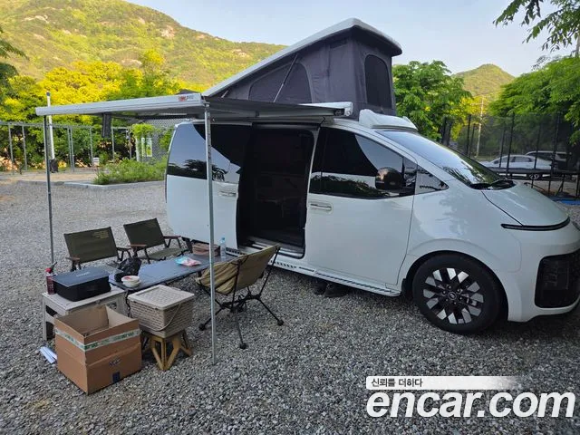 Фотография автомобиля — Hyundai Staria
