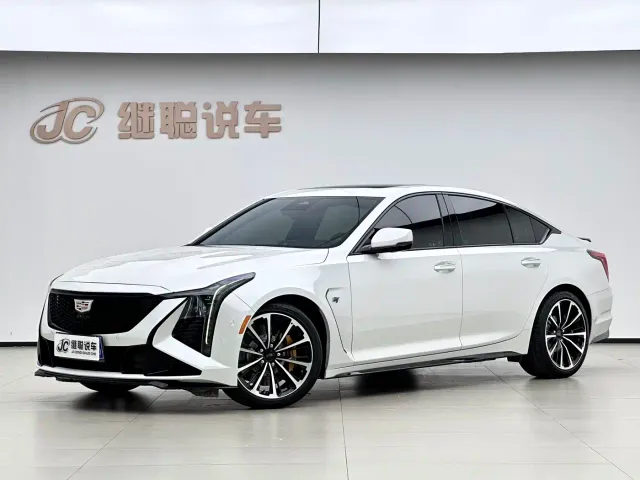 Фотография автомобиля — Cadillac CT5