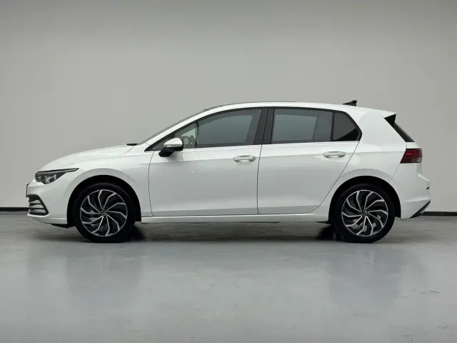 Volkswagen Golf — Фото автомобиля 19
