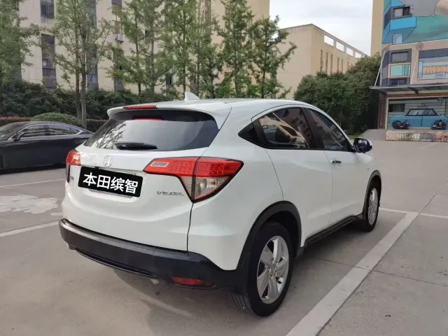 Honda Vezel — Фото автомобиля 7