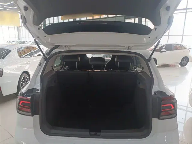 Volkswagen T-Cross — Фото автомобиля 14
