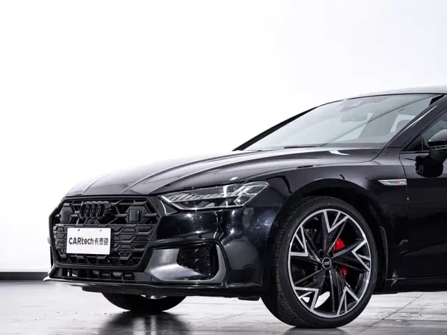 Audi A7L — Фото автомобиля 5