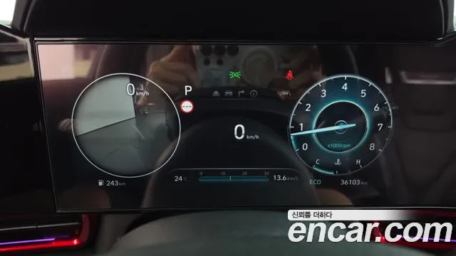 Hyundai AVANTE — Фото автомобиля 2
