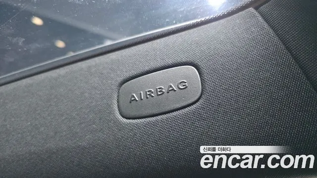 Mercedes-Benz E-Class — Фото автомобиля 27
