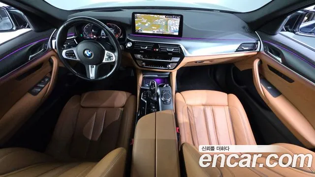 BMW 5 Series G30 — Фото автомобиля 10
