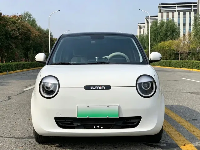 Changan Lumin — Фото автомобиля 2