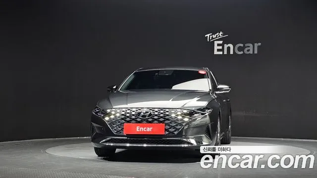 Hyundai Grandeur Grandeur (New) — Фото автомобиля 3