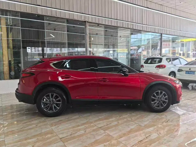 Mazda CX-4 — Фото автомобиля 13