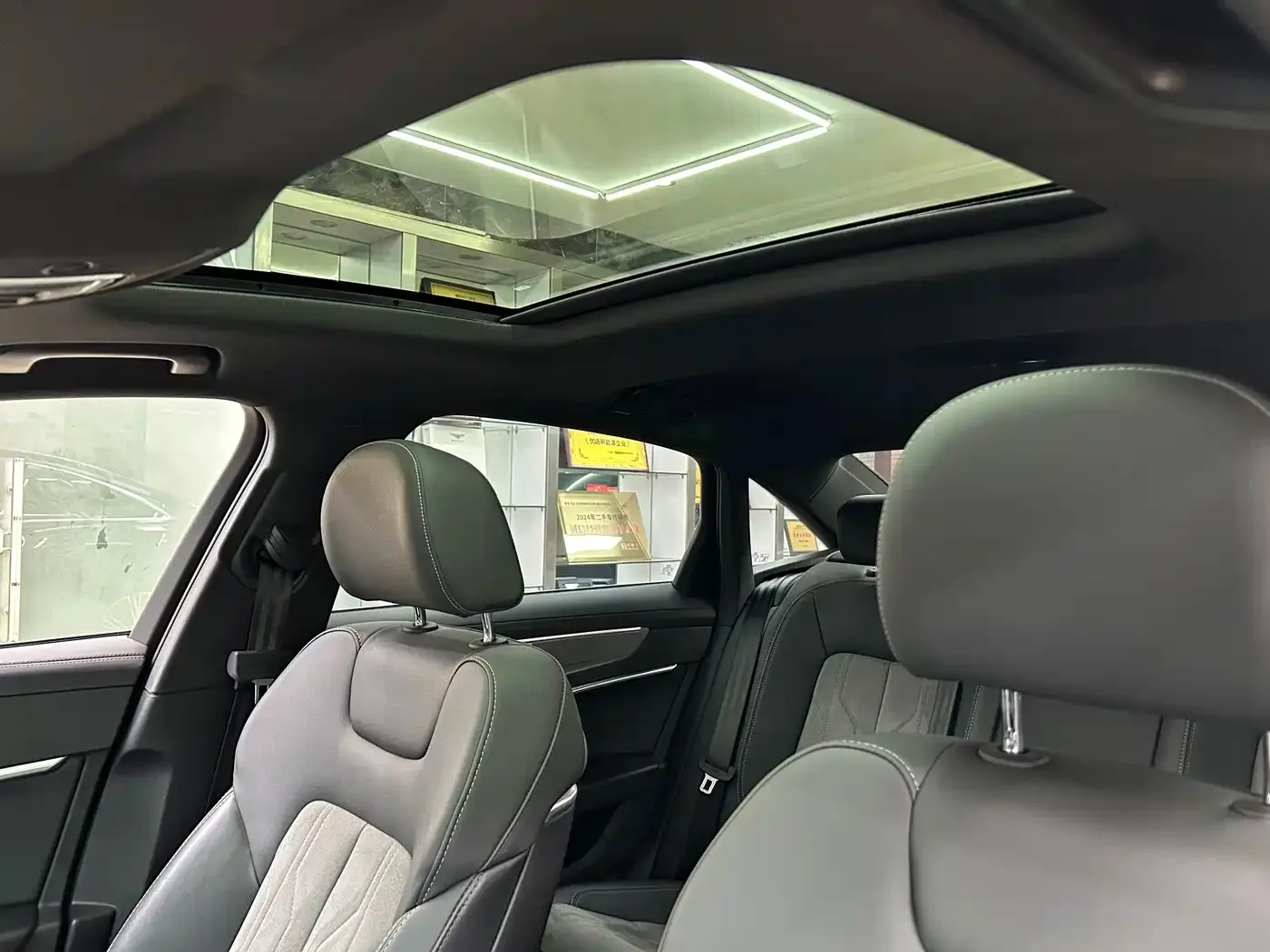Audi Audi A6L 2023 40 TFSI Luxury Dynamic — Фото автомобиля 10