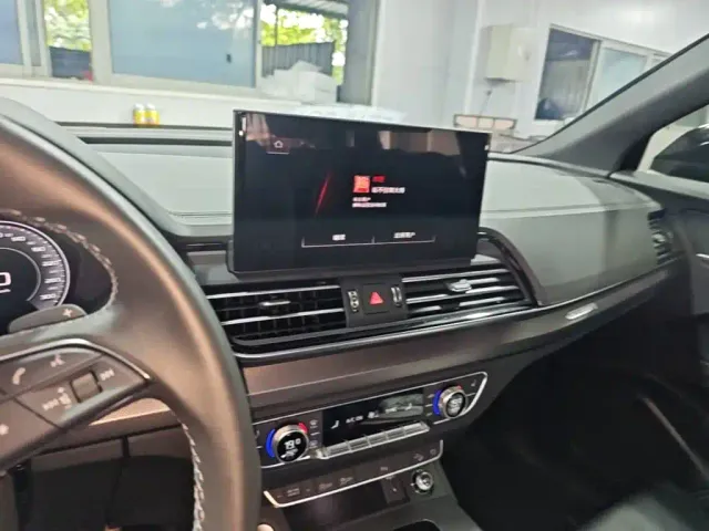 Audi Q5L — Фото автомобиля 17