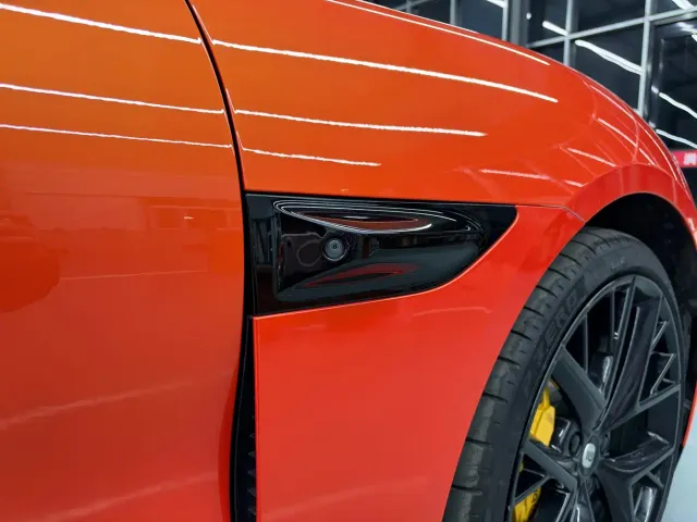 Xiaomi SU7 — Фото автомобиля 12