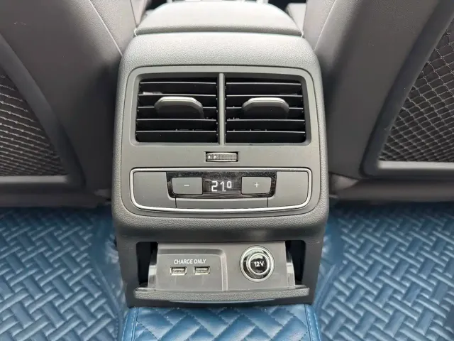Audi Audi A4L 2023 40 TFSI Luxury Sport — Фото автомобиля 18