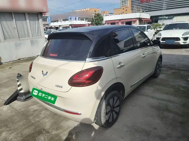 Wuling Bingo — Фото автомобиля 6
