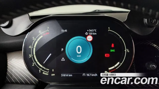 Mini Cooper Cooper 5 дверей Resolute Edition — Фото автомобиля 7