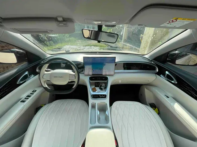 Geely Starry Wish — Фото автомобиля 11