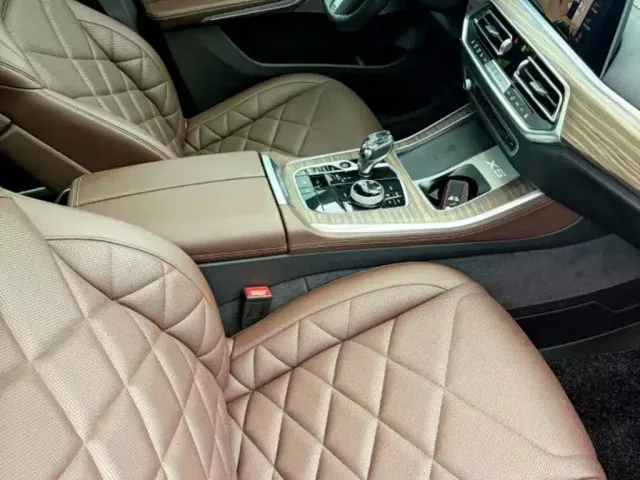BMW X5 — Фото автомобиля 7