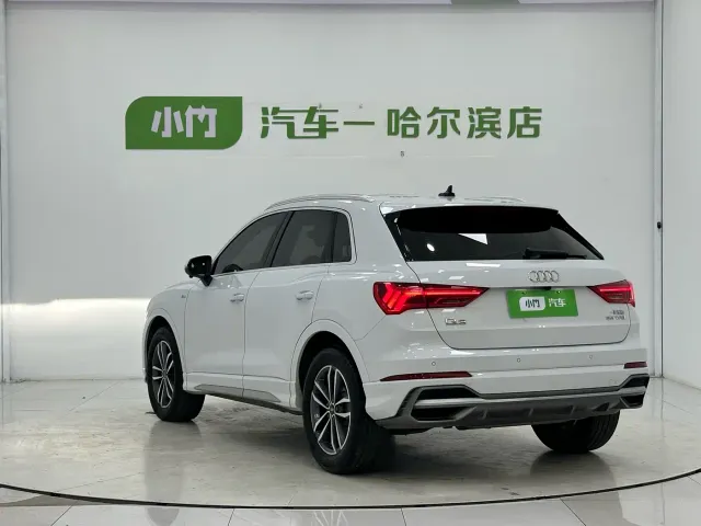 Audi Q3 — Фото автомобиля 4