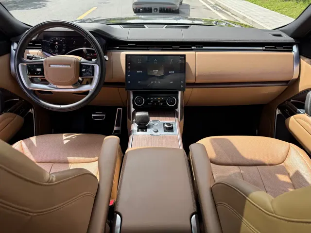 Land Rover Range Rover — Фото автомобиля 12