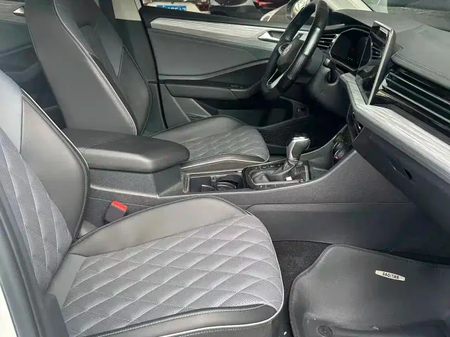 Volkswagen Sagitar — Фото автомобиля 9