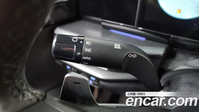 Hyundai Grandeur Grandeur (GN7) 3.5 Бензин 2WD — Фото автомобиля 27