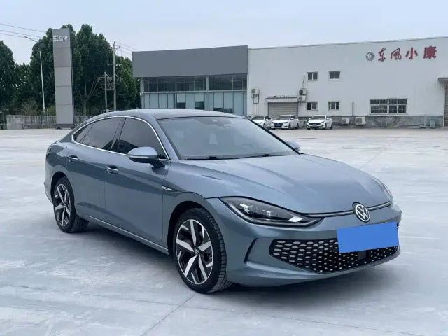 Volkswagen Lamando — Фото автомобиля 3