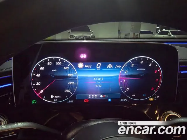 Mercedes-Benz E-Class W214 — Фото автомобиля 7