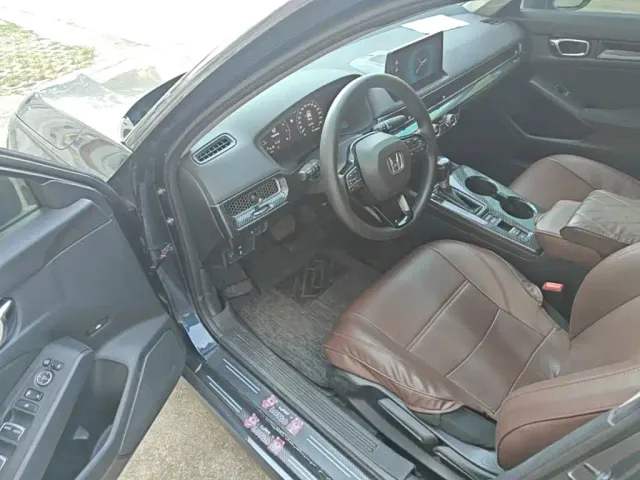 Honda Civic — Фото автомобиля 15