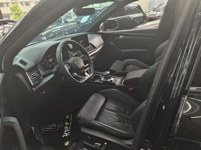 Audi Q5L — Фото автомобиля 4
