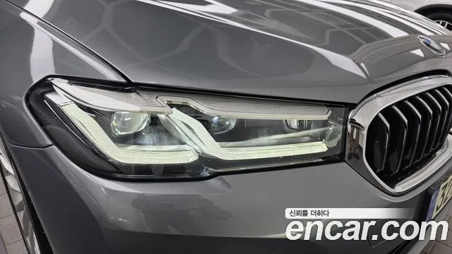 BMW 5 Series G30 — Фото автомобиля 7