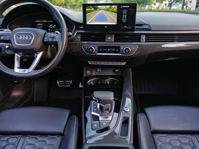 Audi RS 5 — Фото автомобиля 11