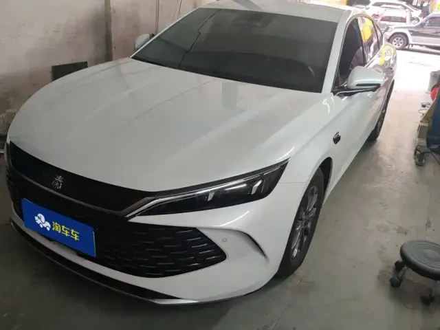 Фотография автомобиля — BYD Qin L