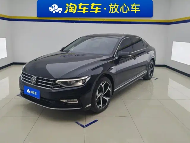 Фотография автомобиля — Volkswagen Magotan