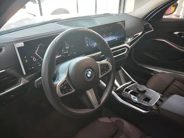 BMW i3 — Фото автомобиля 10