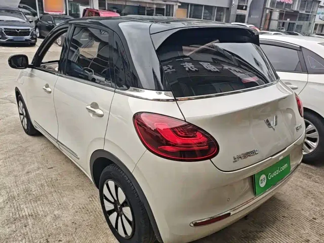 Wuling Bingo — Фото автомобиля 4