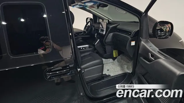 Hyundai Staria Staria — Фото автомобиля 11