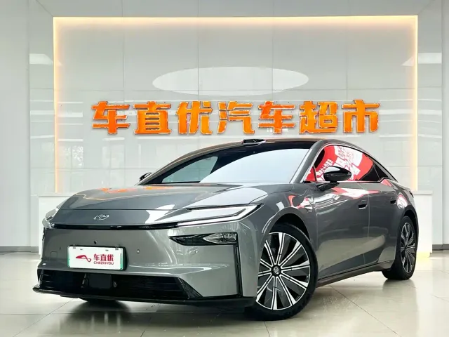 Фотография автомобиля — Toyota BoZhi 7