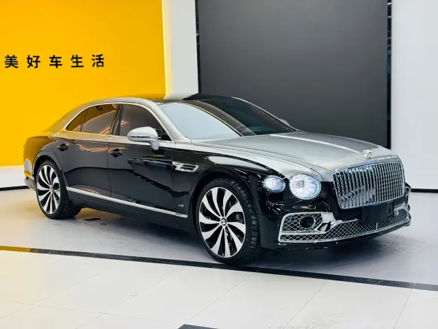 Bentley Flying Spur — Фото автомобиля 3