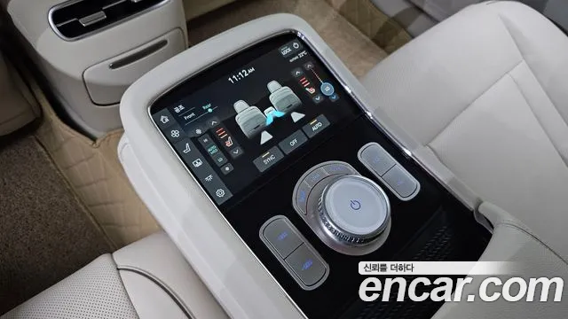 Genesis G90 Бензин 3.5 Turbo 2WD — Фото автомобиля 4