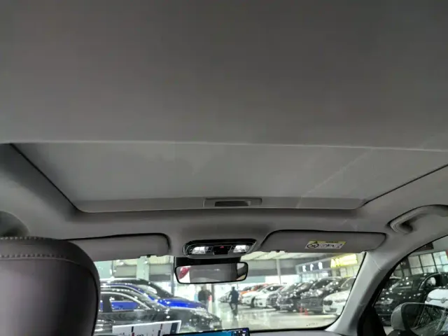 Geely Galaxy Stellar 6 — Фото автомобиля 17