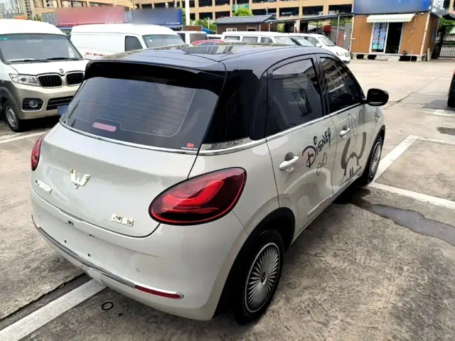 Wuling Bingo — Фото автомобиля 6