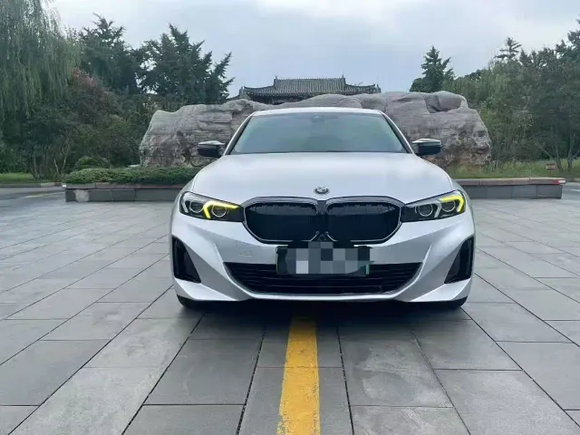 BMW i3 — Фото автомобиля 6