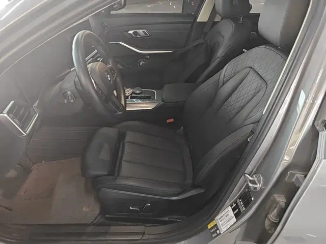 BMW i3 — Фото автомобиля 14