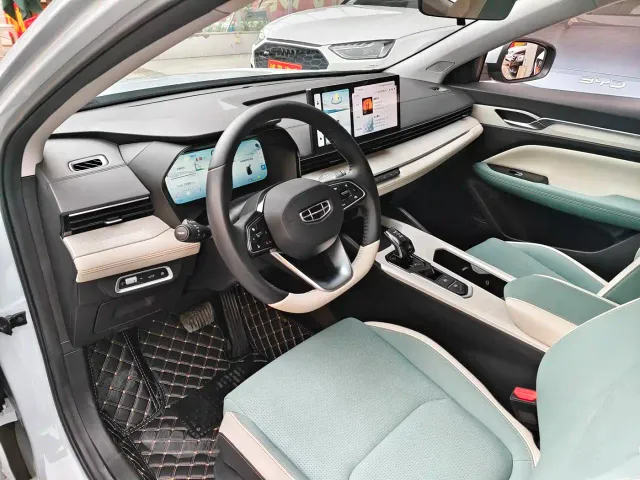 Geely Emgrand L — Фото автомобиля 4