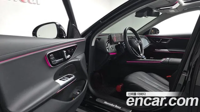 Mercedes-Benz E-Class — Фото автомобиля 15