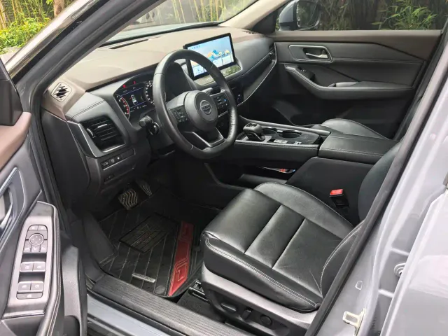 Nissan X-Trail — Фото автомобиля 6