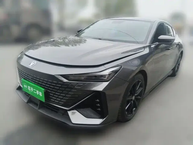 Фотография автомобиля — Changan UNI-V