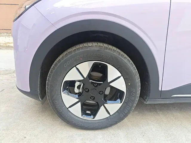 Geely Starry Wish — Фото автомобиля 22