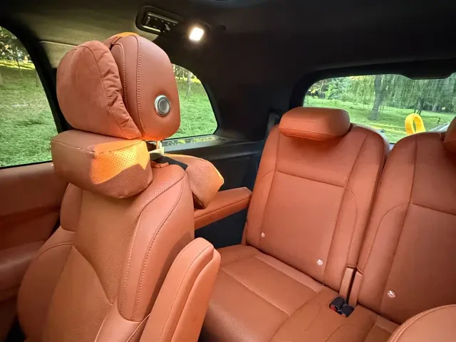 Li Auto L9 — Фото автомобиля 11