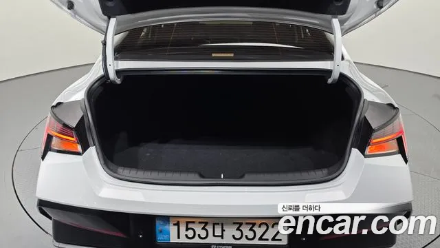 Hyundai Avante — Фото автомобиля 21
