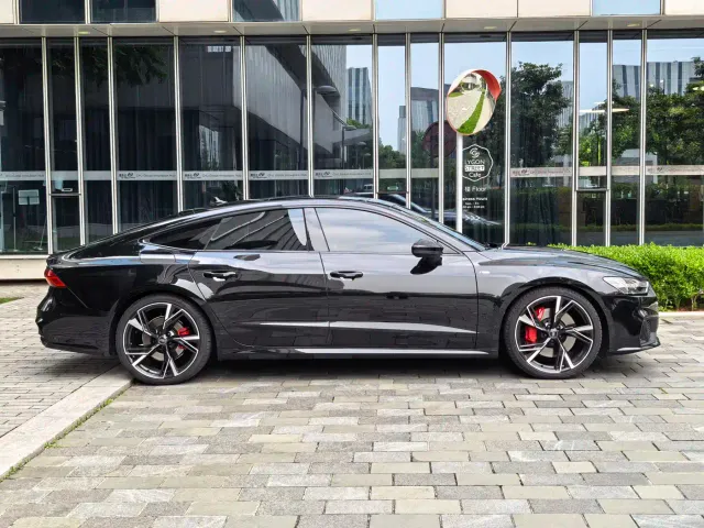 Audi A7 — Фото автомобиля 5
